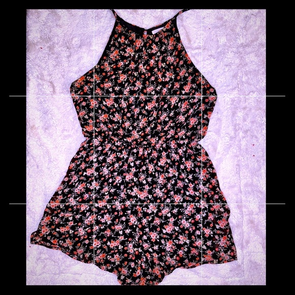 Lush floral halter top romper - Picture 1 of 2